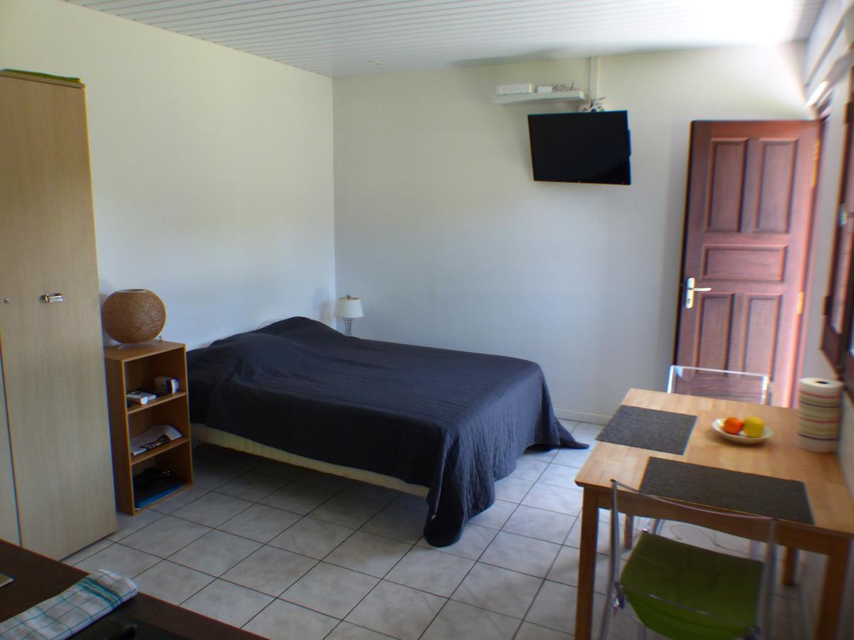 Au Petit Canal Fleuri Camp de Remire ภายนอก รูปภาพ