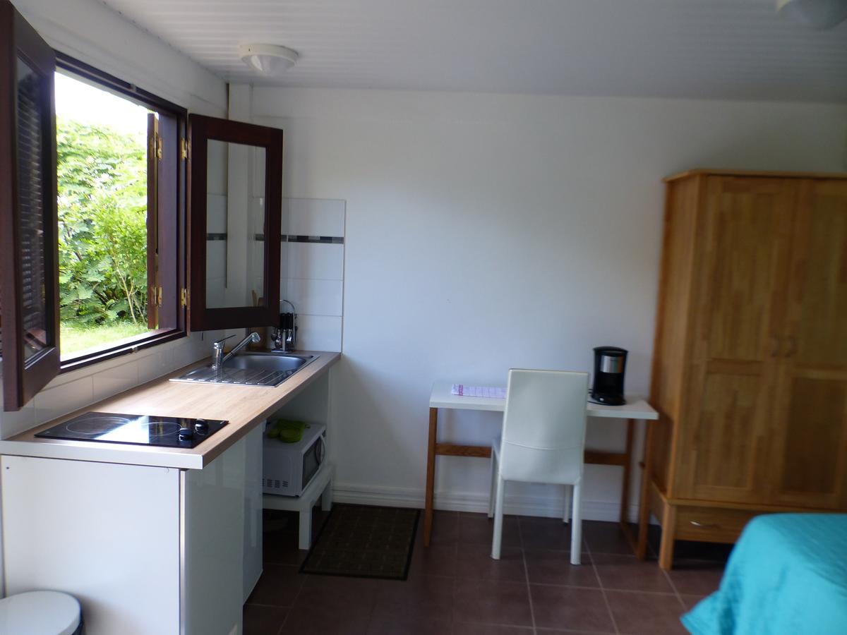 Au Petit Canal Fleuri Camp de Remire ภายนอก รูปภาพ